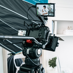 Cho thuê thiết bị